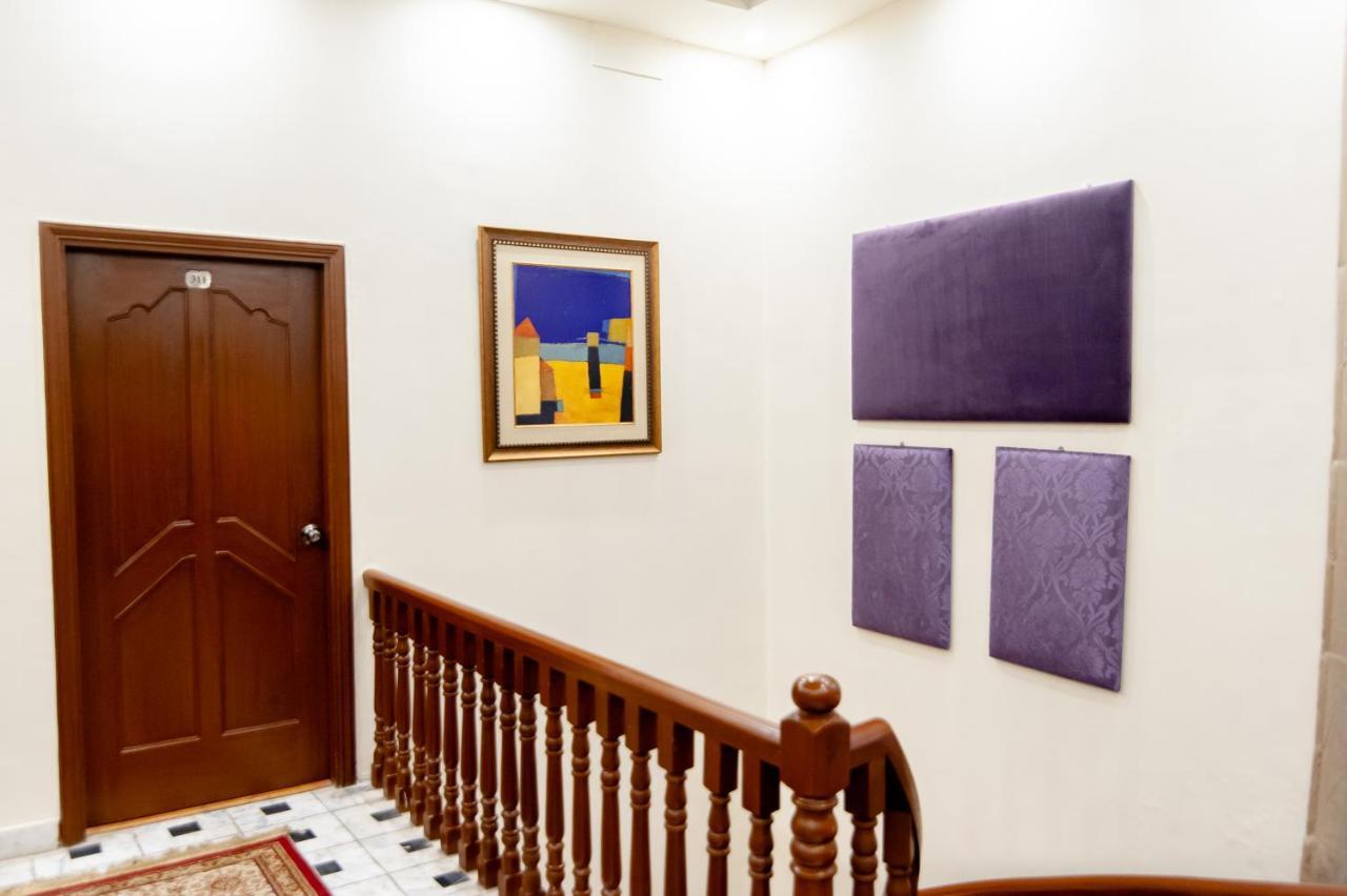 Shelton Guest House Islamabad Zewnętrze zdjęcie