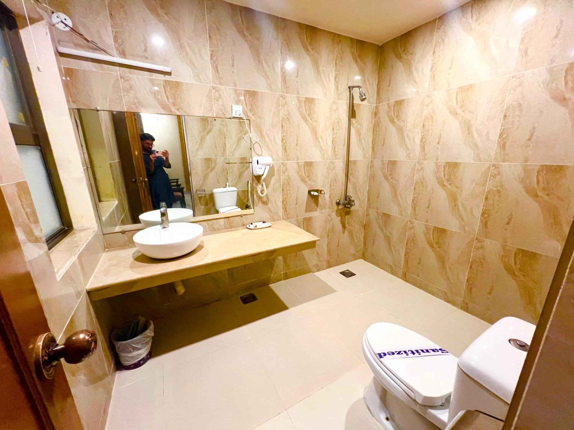 Shelton Guest House Islamabad Zewnętrze zdjęcie