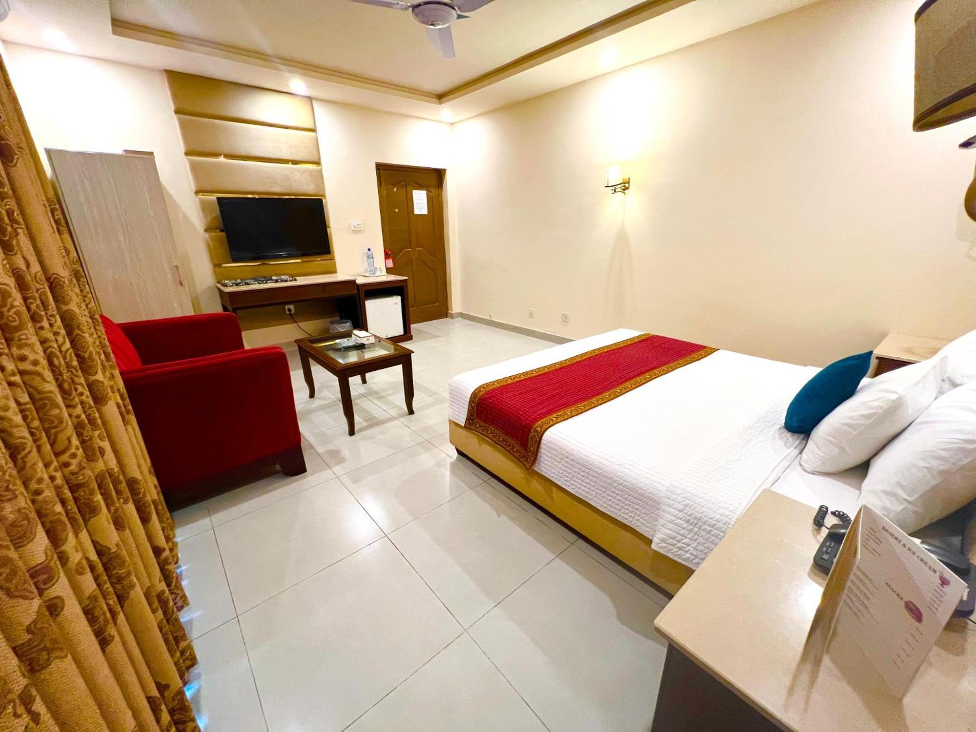 Shelton Guest House Islamabad Zewnętrze zdjęcie