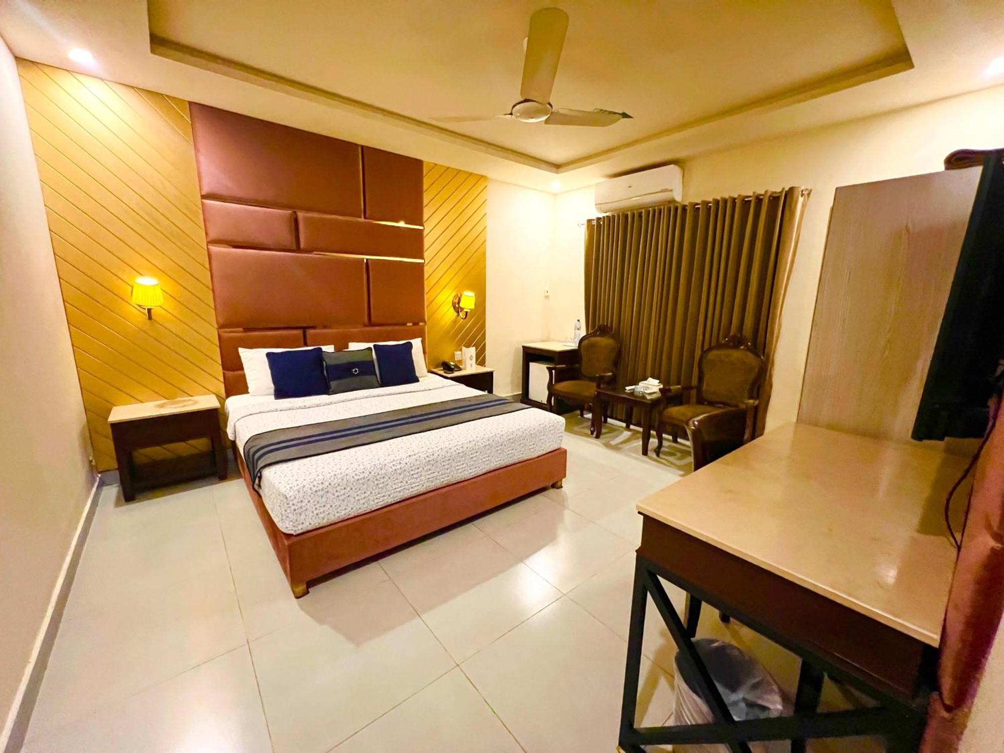 Shelton Guest House Islamabad Zewnętrze zdjęcie